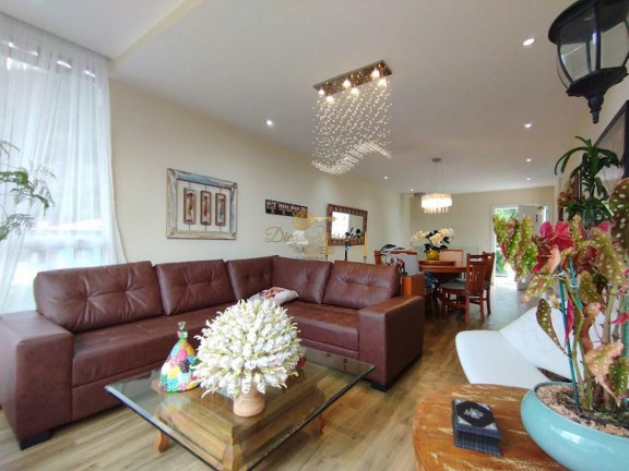 Imagem Casa com 3 Quartos à Venda, 141 m² em Albuquerque - Teresópolis Imagem Casa com 3 Quartos à Venda, 141 m² em Albuquerque - Teresópolis
