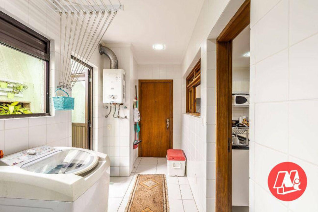 Imagem Apartamento com 3 Quartos à Venda, 201 m² em Vila Ipiranga - Porto Alegre