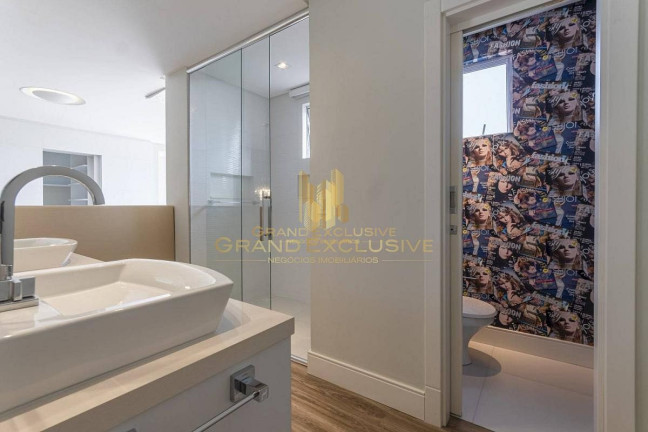 Imagem Apartamento com 3 Quartos à Venda, 237 m² em Centro - Balneário Camboriú Imagem Apartamento com 3 Quartos à Venda, 237 m² em Centro - Balneário Camboriú