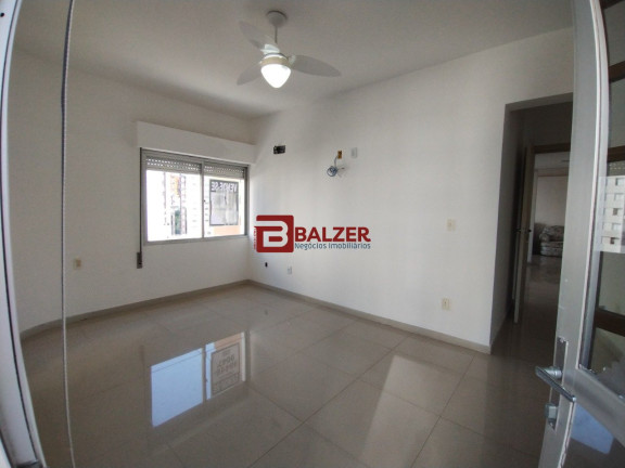 Imagem Apartamento com 2 Quartos à Venda, 130 m² em Centro - Florianópolis