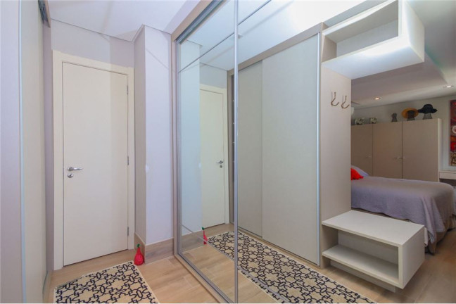 Imagem Imóvel com 2 Quartos à Venda, em Jardim Europa - Porto Alegre Imagem Imóvel com 2 Quartos à Venda, em Jardim Europa - Porto Alegre
