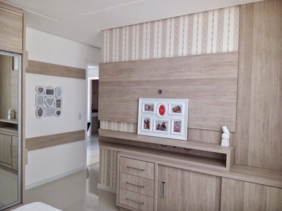 Imagem Apartamento com 2 Quartos à Venda, 90 m² em Centro - Camboriú