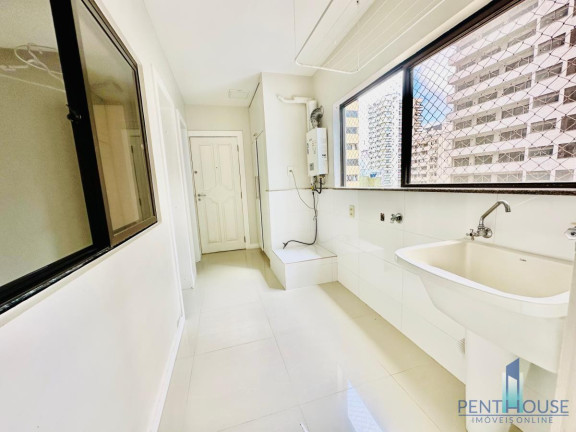 Imagem Apartamento com 3 Quartos à Venda, 225 m² em Centro - Balneário Camboriú Imagem Apartamento com 3 Quartos à Venda, 225 m² em Centro - Balneário Camboriú
