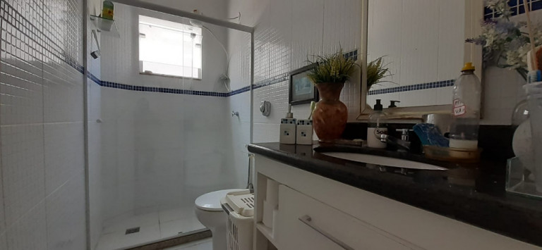 Imagem Imóvel com 4 Quartos à Venda, 185 m² em Parque Burle - Cabo Frio