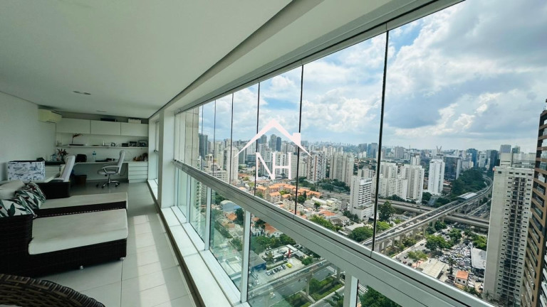 Imagem Imóvel com 3 Quartos à Venda, 370 m² em Campo Belo - São Paulo