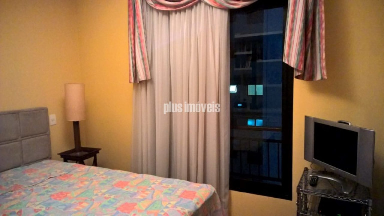 Imagem Apartamento com 3 Quartos à Venda, 205 m² em Vila Nova Conceição - São Paulo
