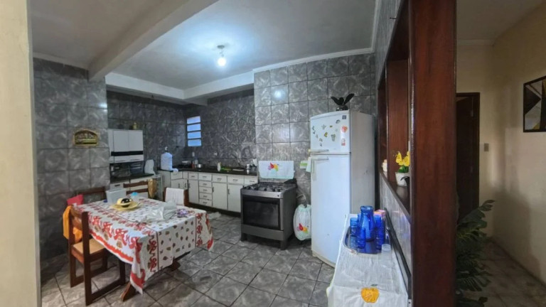 Imagem Kitnet com 10 Quartos à Venda, em América - Aracaju Imagem Kitnet com 10 Quartos à Venda, em América - Aracaju