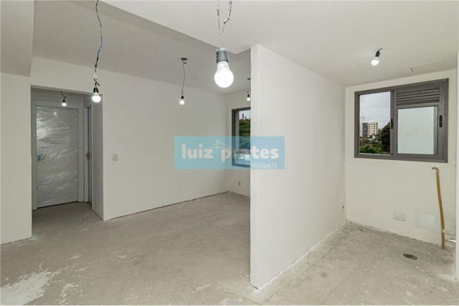 Imagem Apartamento com 2 Quartos à Venda, 61 m² em Passo Da Areia - Porto Alegre