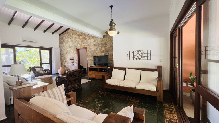 Imagem Casa com 4 Quartos à Venda, 430 m² em Riviera De São Lourenço - Bertioga Imagem Casa com 4 Quartos à Venda, 430 m² em Riviera De São Lourenço - Bertioga