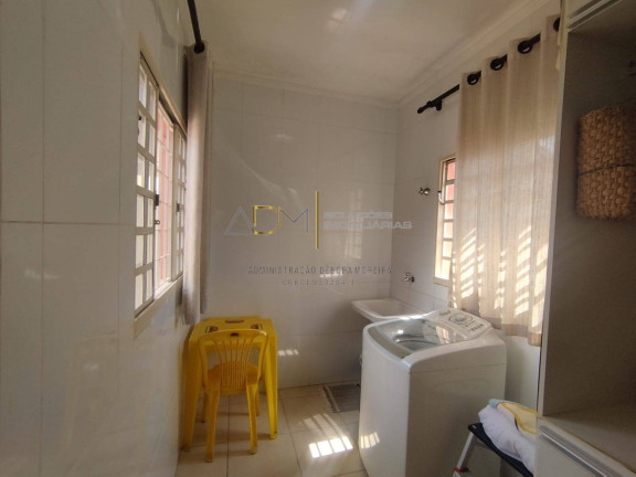 Imagem Casa com 2 Quartos à Venda, 300 m² em Conjunto Residencial Souza Santos - Botucatu