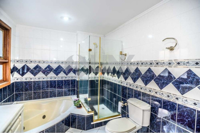 Imagem Apartamento com 3 Quartos à Venda, 261 m² em Auxiliadora - Porto Alegre Imagem Apartamento com 3 Quartos à Venda, 261 m² em Auxiliadora - Porto Alegre