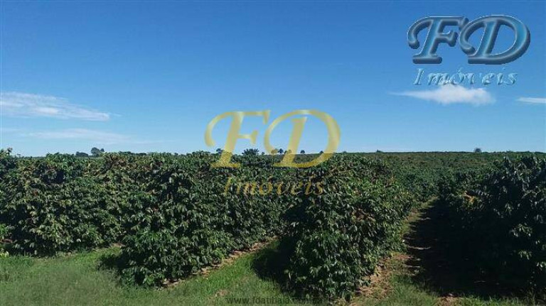 Imagem Chácara com 4 Quartos à Venda, 206.000 m² em Centro - Espírito Santo Do Pinhal Imagem Chácara com 4 Quartos à Venda, 206.000 m² em Centro - Espírito Santo Do Pinhal