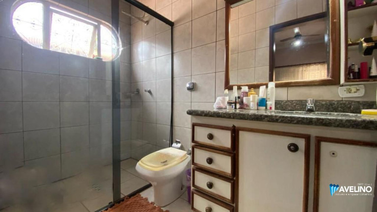 Imagem Casa com 3 Quartos à Venda, 210 m² em Vila São Luiz - Dourados Imagem Casa com 3 Quartos à Venda, 210 m² em Vila São Luiz - Dourados