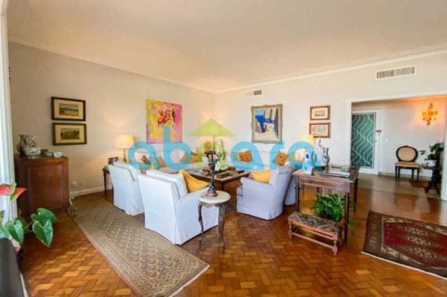 Imagem Apartamento com 4 Quartos à Venda, 353 m² em Copacabana - Rio De Janeiro Imagem Apartamento com 4 Quartos à Venda, 353 m² em Copacabana - Rio De Janeiro
