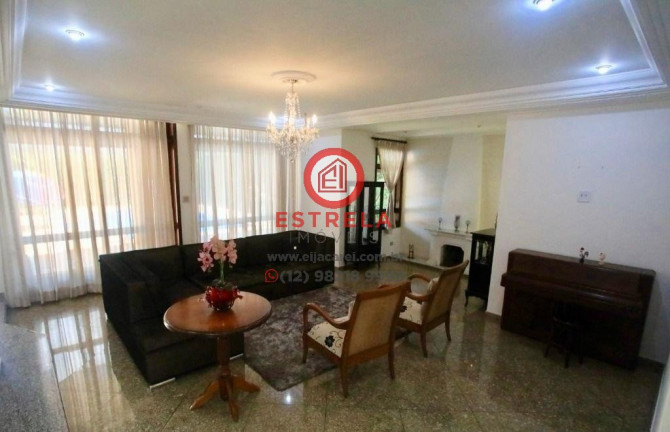 Imagem Casa com 4 Quartos à Venda, 350 m² em Jardim Califórnia - Jacareí Imagem Casa com 4 Quartos à Venda, 350 m² em Jardim Califórnia - Jacareí