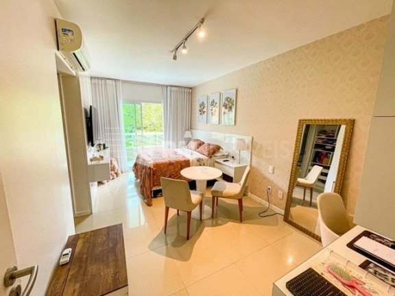 Imagem Casa de Condomínio com 5 Quartos à Venda, 539 m² em Estrada Do Coco - Lauro De Freitas Imagem Casa de Condomínio com 5 Quartos à Venda, 539 m² em Estrada Do Coco - Lauro De Freitas