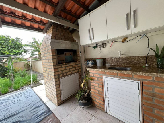 Imagem Casa com 2 Quartos à Venda, 90 m² em Salinas - Balneário Barra Do Sul