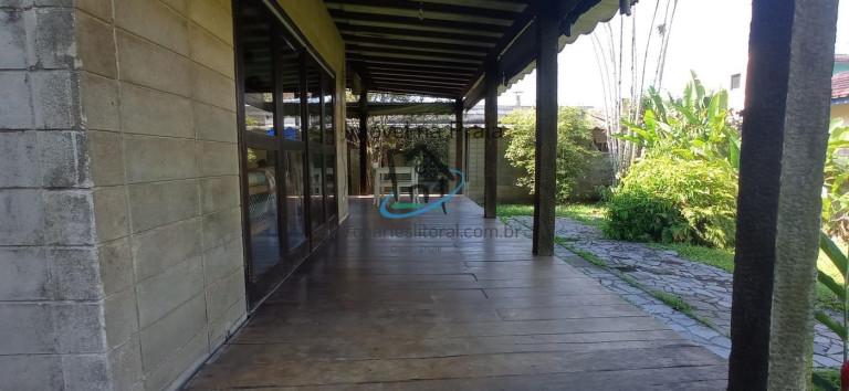 Imagem Casa com 4 Quartos à Venda, 400 m² em Praia Da Lagoinha - Ubatuba