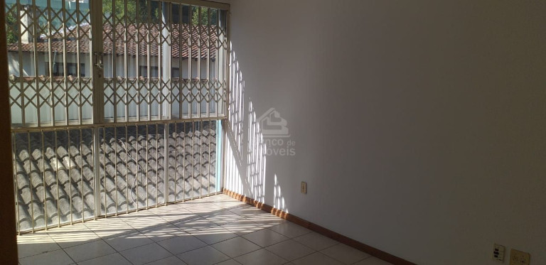Imagem Apartamento com 2 Quartos à Venda, 56 m² em Nossa Senhora De Lourdes - Santa Maria Imagem Apartamento com 2 Quartos à Venda, 56 m² em Nossa Senhora De Lourdes - Santa Maria