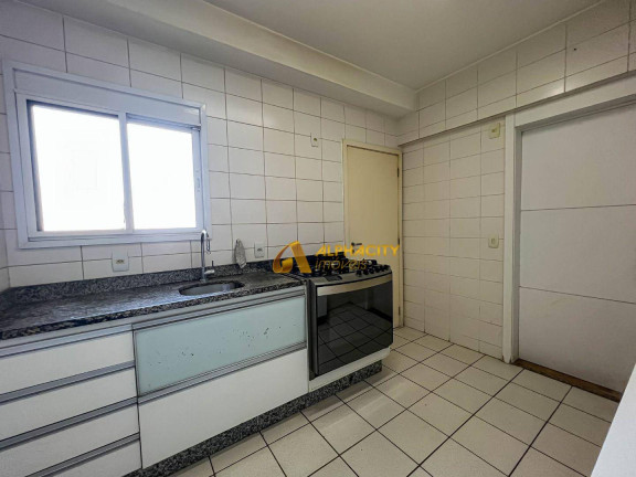 Imagem Apartamento com 3 Quartos à Venda, 105 m² em Jardim Tupanci - Barueri