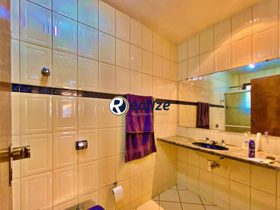Imagem Casa com 11 Quartos à Venda, 1.100 m² em Meaípe - Guarapari Imagem Casa com 11 Quartos à Venda, 1.100 m² em Meaípe - Guarapari