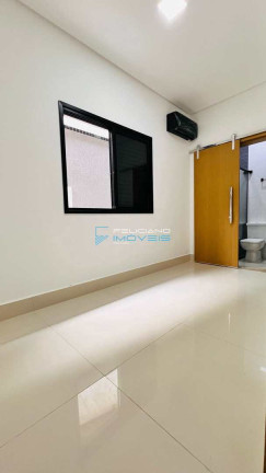 Imagem Casa com 3 Quartos à Venda, 116 m² em Caiçara - Praia Grande Imagem Casa com 3 Quartos à Venda, 116 m² em Caiçara - Praia Grande