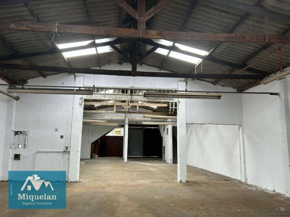 Galpão à Venda ou Locação, 600 m² em Vila Carrão - São Paulo