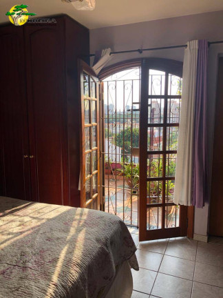 Imagem Sobrado com 4 Quartos à Venda, 241 m² em Vila Maria Luisa - São Paulo