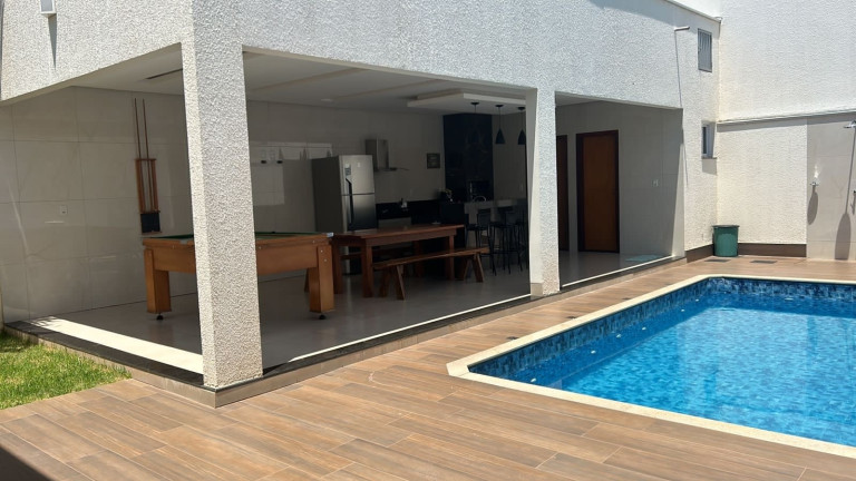 Imagem Casa com 3 Quartos à Venda, 194 m² em Residencial Granville - Goianésia