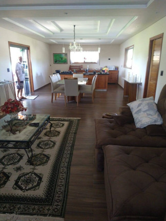 Imagem Chácara com 3 Quartos à Venda, 310 m² em Zona Distribuidora - Sarapuí Imagem Chácara com 3 Quartos à Venda, 310 m² em Zona Distribuidora - Sarapuí