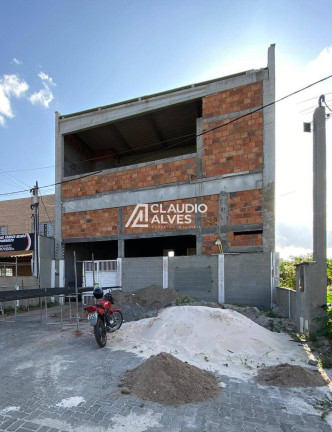 Galpão à Venda, 535 m² em Mangabeira - Feira De Santana
