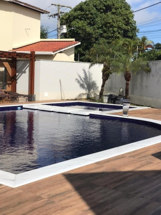 Imagem Casa com 5 Quartos à Venda, 206 m² em Feira De Santana Imagem Casa com 5 Quartos à Venda, 206 m² em Feira De Santana