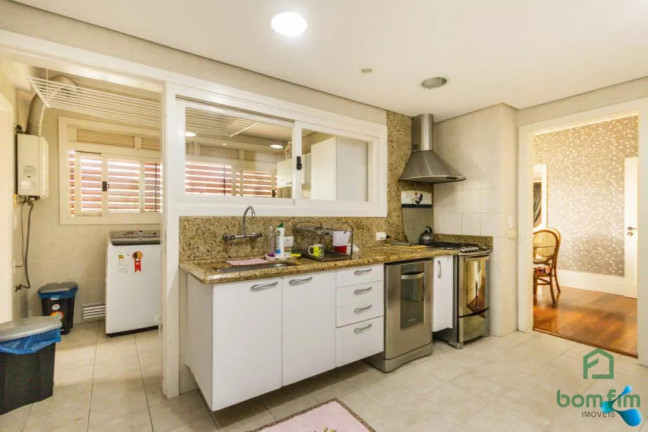 Imagem Apartamento com 3 Quartos à Venda, 241 m² em Auxiliadora - Porto Alegre Imagem Apartamento com 3 Quartos à Venda, 241 m² em Auxiliadora - Porto Alegre