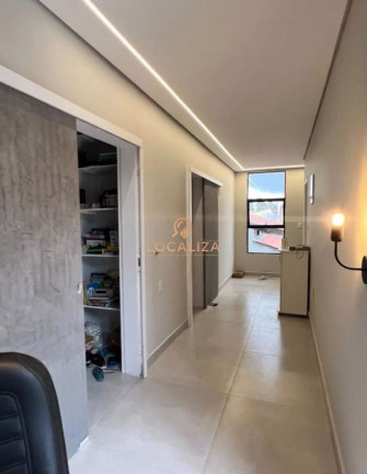 Imagem Casa com 4 Quartos à Venda, 268 m² em Bosque Dos Eucaliptos - São José Dos Campos