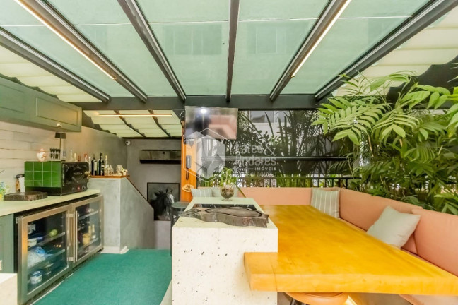 Imagem Casa com 1 Quarto à Venda, 138 m² em Vila Nova Conceição - São Paulo