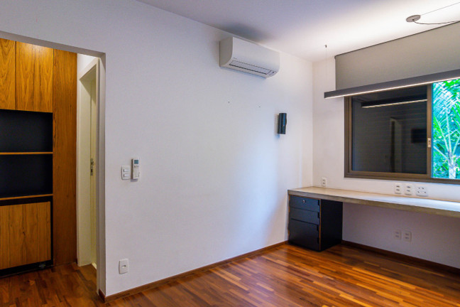 Imagem Apartamento com 3 Quartos à Venda, 287 m² em Aclimação - São Paulo