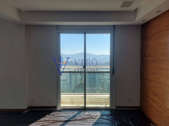 Apartamento com 3 Quartos para Alugar, 258 m² em Alphaville Empresarial - Barueri