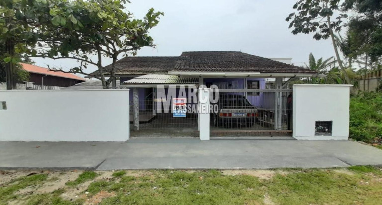 Casa com 2 Quartos à Venda, 275 m² em Pinheiros - Balneário Barra Do Sul