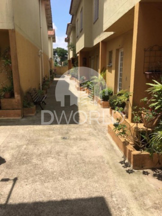 Imagem Casa com 3 Quartos à Venda, 74 m² em Vila Eldízia - Santo André Imagem Casa com 3 Quartos à Venda, 74 m² em Vila Eldízia - Santo André