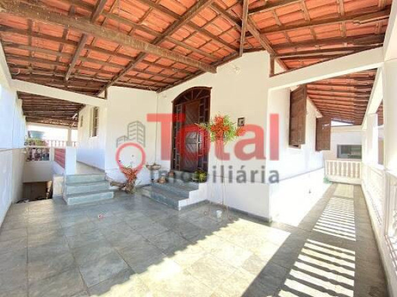 Imagem Casa com 3 Quartos à Venda, 360 m² em Iguaçu - Ipatinga Imagem Casa com 3 Quartos à Venda, 360 m² em Iguaçu - Ipatinga