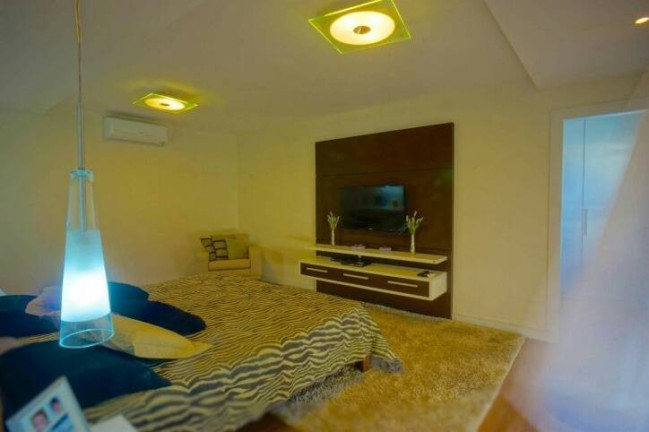 Imagem Casa com 4 Quartos à Venda, em Campeche - Florianópolis Imagem Casa com 4 Quartos à Venda, em Campeche - Florianópolis