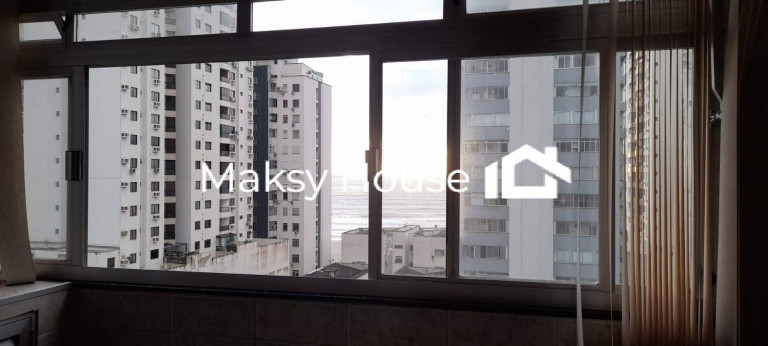 Apartamento com 2 Quartos à Venda, 215 m² em Balneário Camboriú
