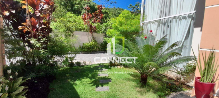 Imagem Casa com 4 Quartos à Venda, 386 m² em Ressacada - Itajaí
