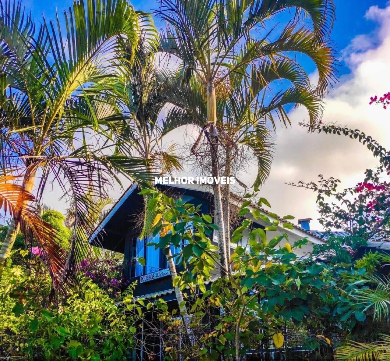 Imagem Imóvel com 22 Quartos à Venda, 900 m² em Praia Das Taquaras - Balneário Camboriú Imagem Imóvel com 22 Quartos à Venda, 900 m² em Praia Das Taquaras - Balneário Camboriú