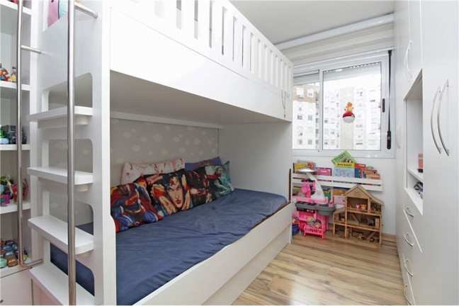 Imagem Imóvel com 2 Quartos à Venda, em Vila Ipiranga - Porto Alegre Imagem Imóvel com 2 Quartos à Venda, em Vila Ipiranga - Porto Alegre