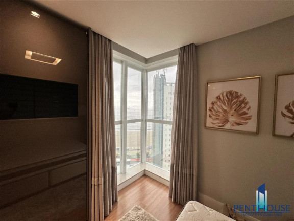 Imagem Apartamento com 3 Quartos à Venda, 153 m² em Centro - Balneário Camboriú Imagem Apartamento com 3 Quartos à Venda, 153 m² em Centro - Balneário Camboriú