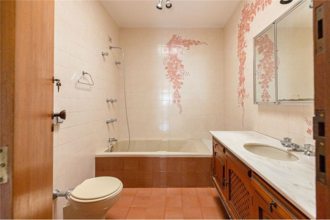 Imagem Casa com 4 Quartos à Venda, 354 m² em Vila Ipojuca - São Paulo Imagem Casa com 4 Quartos à Venda, 354 m² em Vila Ipojuca - São Paulo