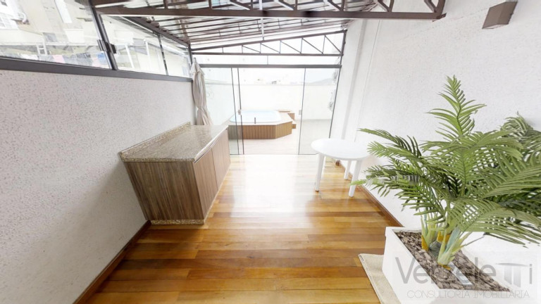 Imagem Apartamento com 3 Quartos à Venda, 143 m² em Centro