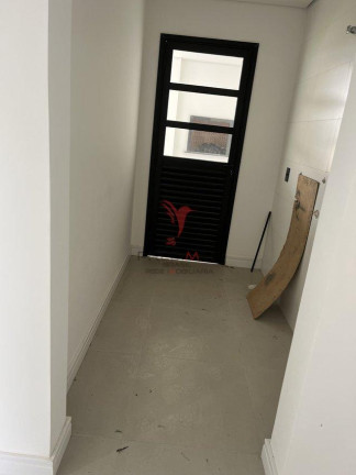 Imagem Casa com 3 Quartos à Venda, 182 m² em Maria Antonieta - Pinhais Imagem Casa com 3 Quartos à Venda, 182 m² em Maria Antonieta - Pinhais
