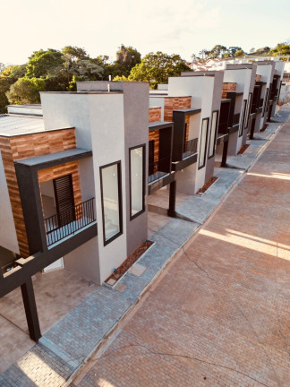 Imagem Casa com 2 Quartos à Venda, 69 m² em Jardim Santo Antônio - Atibaia Imagem Casa com 2 Quartos à Venda, 69 m² em Jardim Santo Antônio - Atibaia